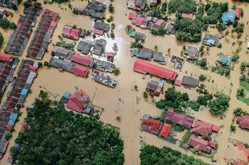 Tips Aman Menghadapi Banjir