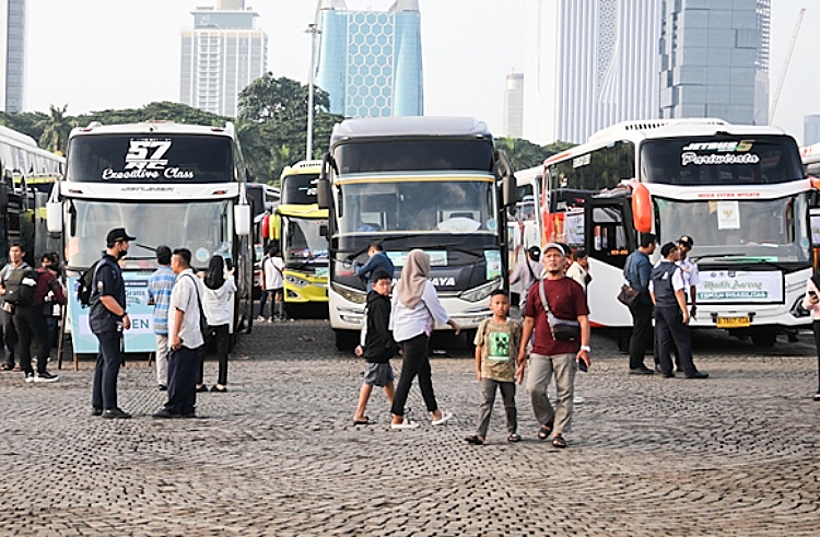 Sukseskan Mudik Gratis 2025, Pemprov DKI Jakarta Siapkan 293 Bus