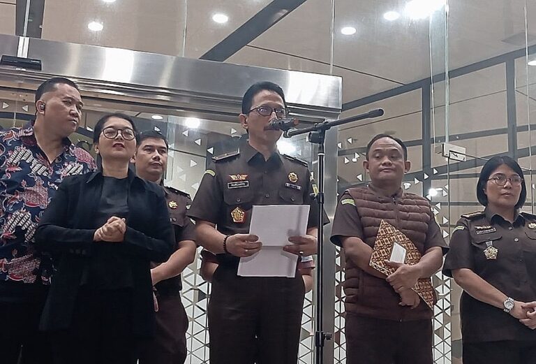 Delapan Tersangka Baru Ditetapkan Kejagung dalam Kasus Kredit Sritex, Siapa Saja?